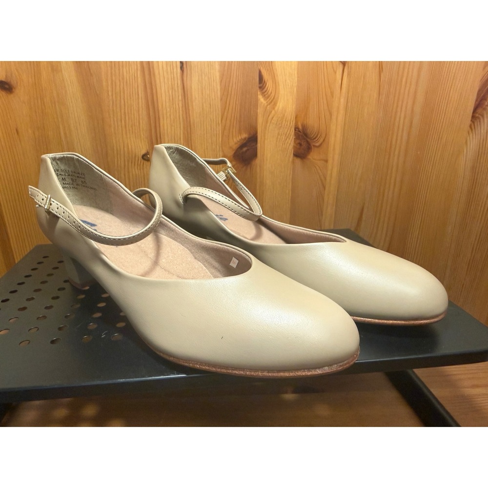 Capezio Women's 10.5 M Tan Character Dance Shoes Mary Jane Low Heel Leather Sole